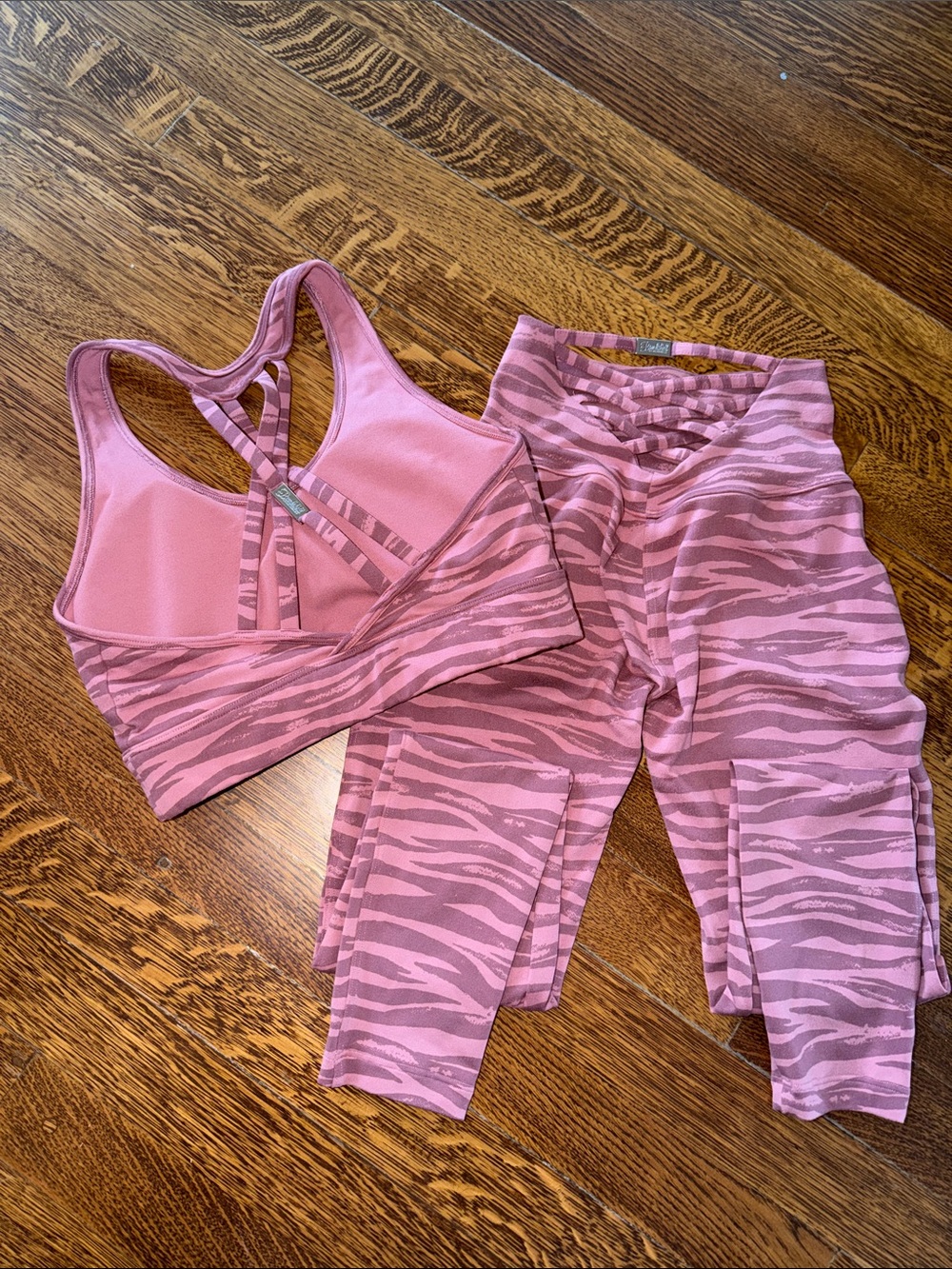 Bombshell Strappy Zebra Print Set - Picture 4 of 11